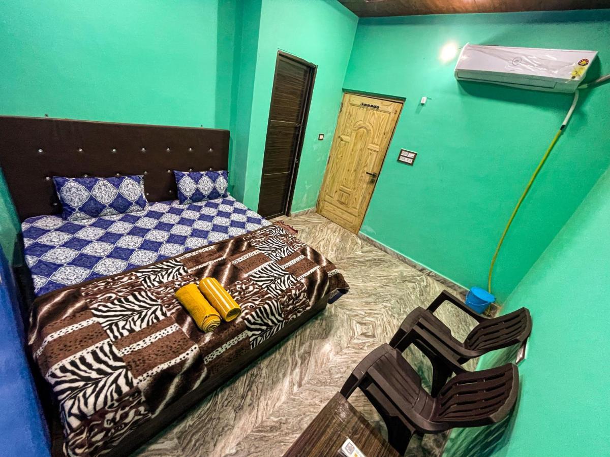 La Vaca India Waranasi Zewnętrze zdjęcie